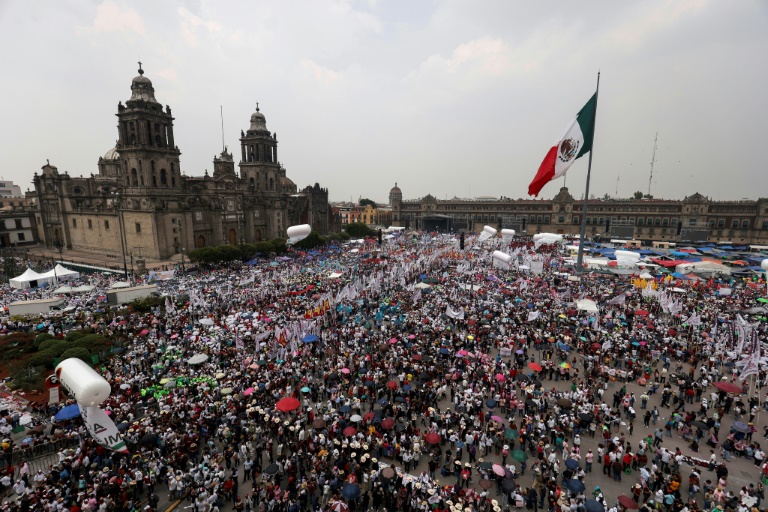Supporters of Mexican ruling-party presidential candidate Claudia Sheinbaum gather for her campaign finale