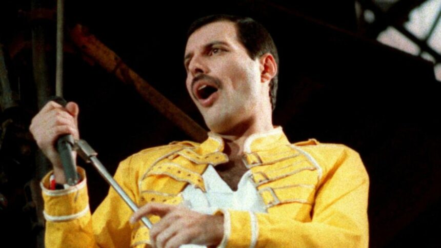 Sony in talks to buy Queen catalogue for $1.5 billion