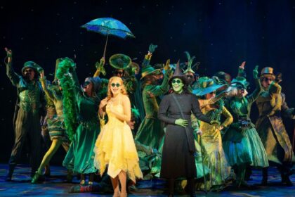 Wicked the musical flying West to Crown Perth in December to end national tour
