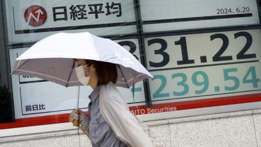 Asian shares subdued as inflation, politics loom large