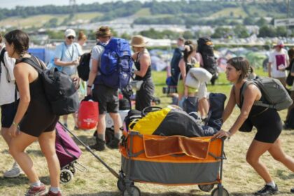 Glastonbury festival kicks off as thousands stream in
