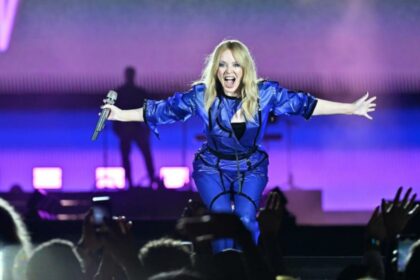 Kylie Minogue writing autobiography, signs Netflix deal