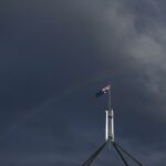 Labor backs 2030 emissions target as climate war blooms