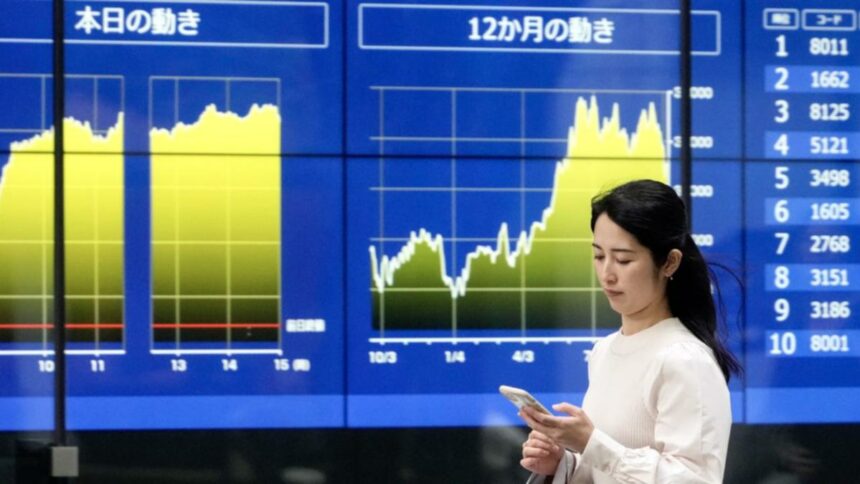 Asian stocks hit 27-month high, $US slips on rate talk