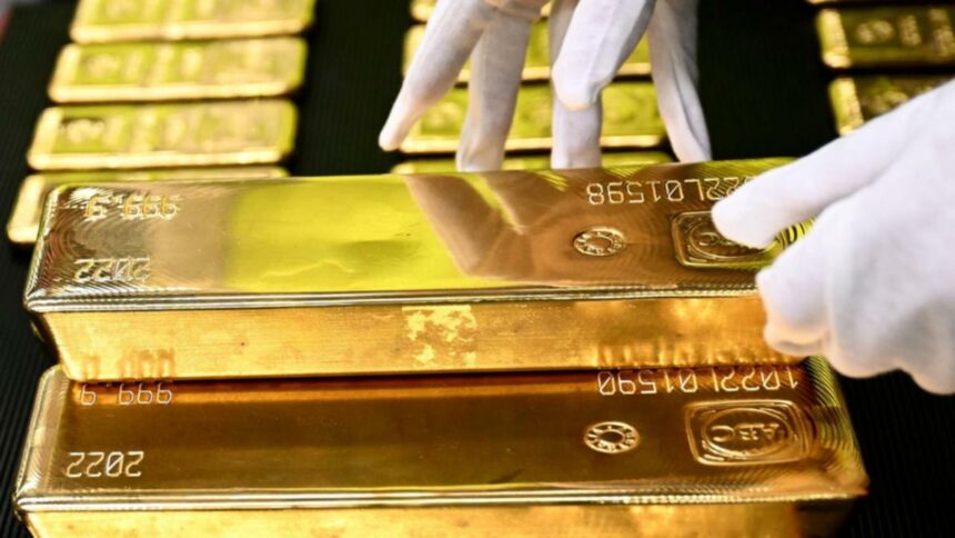 Mining sector goes for gold as Aussie shares rally