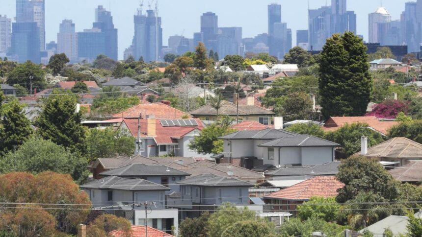Prosper report says 5.2 per cent of Melbourne homes are vacant as Aussie housing crisis continues