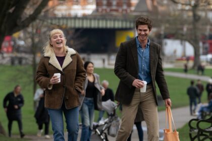 See Andrew Garfield and Florence Pugh Fall in Love in ‘We Live in Time’ Trailer