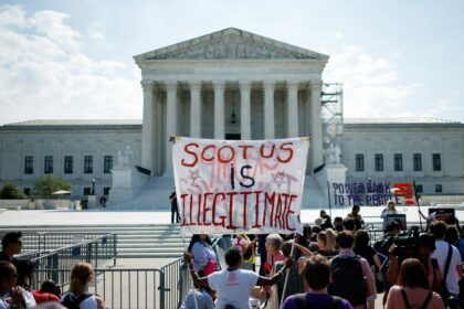 The Supreme Court is “Actively Undermining” Democracy: Elizabeth Warren