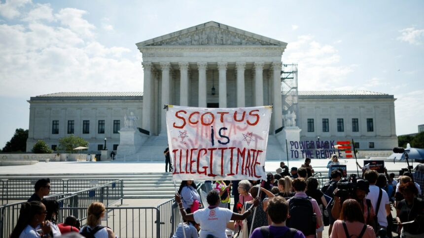 The Supreme Court is “Actively Undermining” Democracy: Elizabeth Warren