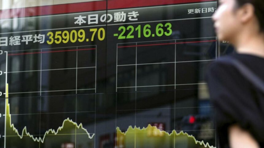 Japan shares lift Asia stocks ahead of US data barrage