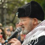 Julian Assange’s father John Shipton headlines rally on Victoria parliament’s steps in solidarity with Gaza