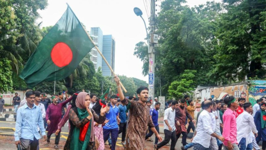 Thousands protest in Bangladesh urging PM's resignation