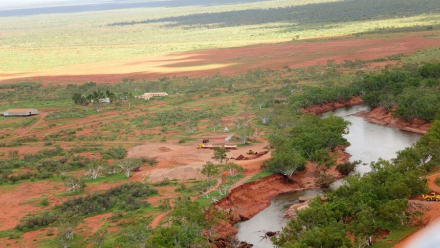 Tribunal to re-hear Andrew Forrest application over plan for nine weirs at Minderoo Station