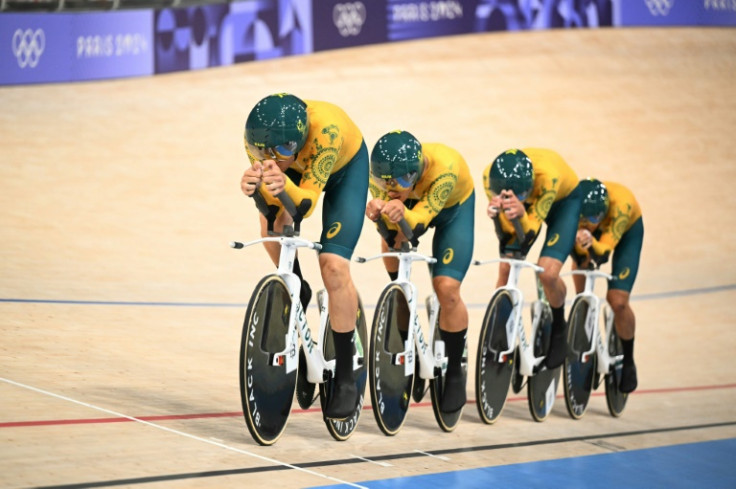 Australia scorch to gold in the men's team pursuit final