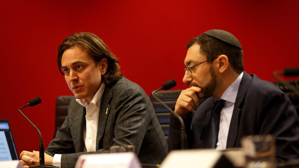 Jack Pinczewski speaking at anti-Semitism inquiry in Sydney