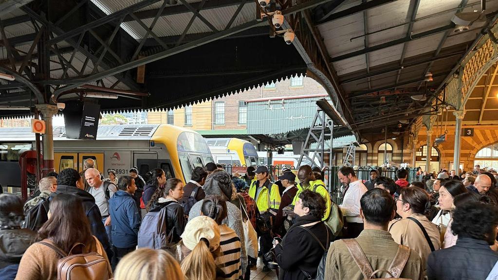 Stranded commuters at Central Station during Sydney train delays