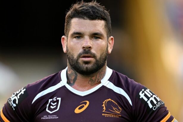 Adam Reynolds in Broncos jersey during NRL game