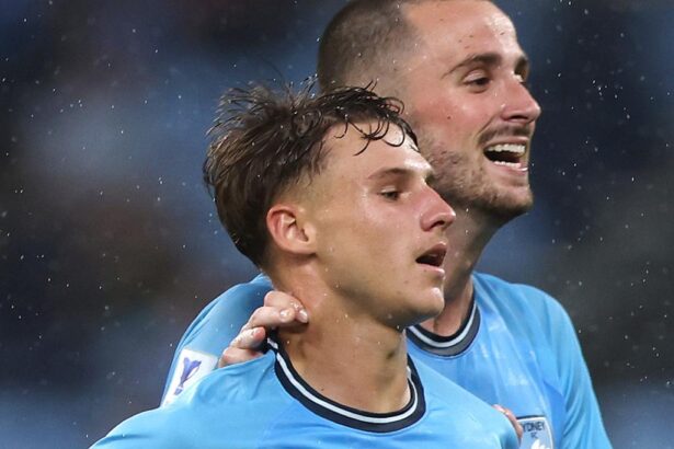 Adrian Segecic signs with Portsmouth after Golden Boot-winning A-League season