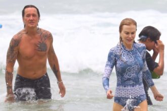 Nicole Kidman and Keith Urban smiling in Sydney backdrop