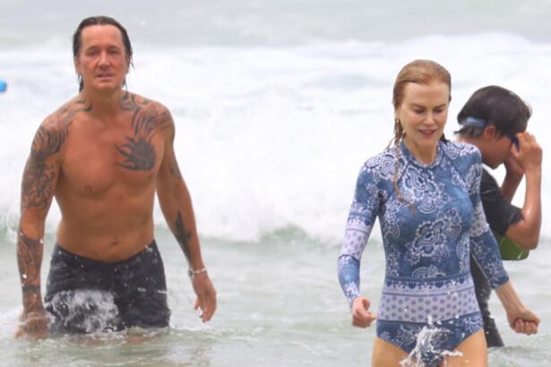 Nicole Kidman and Keith Urban smiling in Sydney backdrop