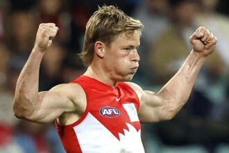 Isaac Heeney dominated in a record-breaking performance. (Photo by Phil Hillyard)