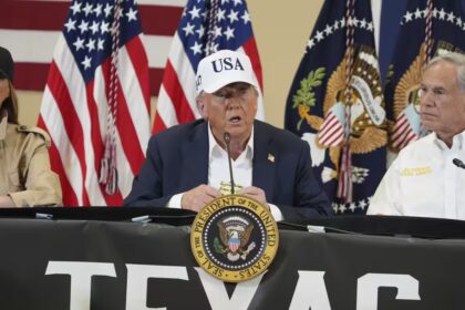 United States President Donald Trump has reacted aggressively to criticism of the official preparation for and response to the recent Texas floods, which killed at least 120 people. Source: AP / AP Photo / Jacquelyn Martin